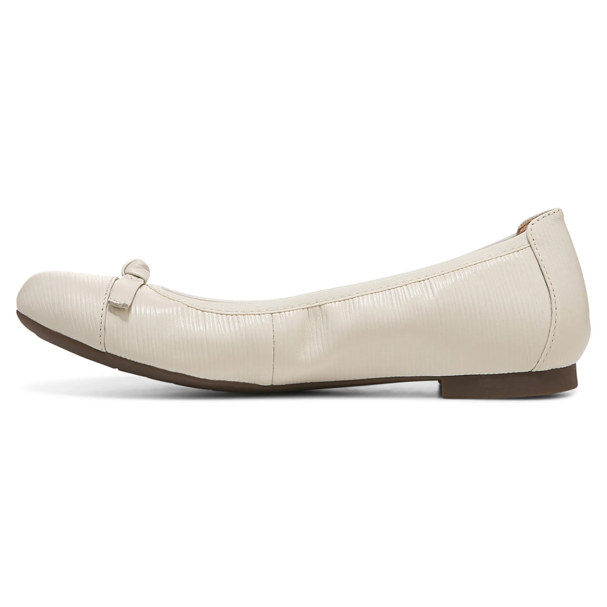 Amorie Flat
