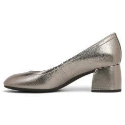 Carmel Heel