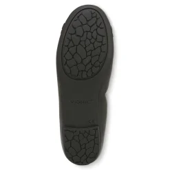 Delanie Flat