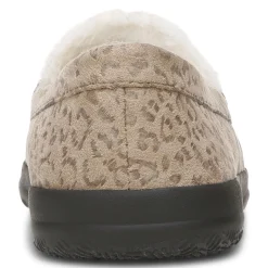 Lynez Slipper