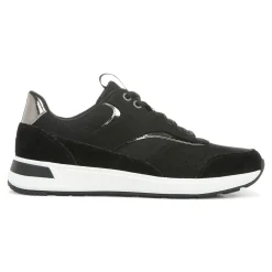 Nova Sneaker