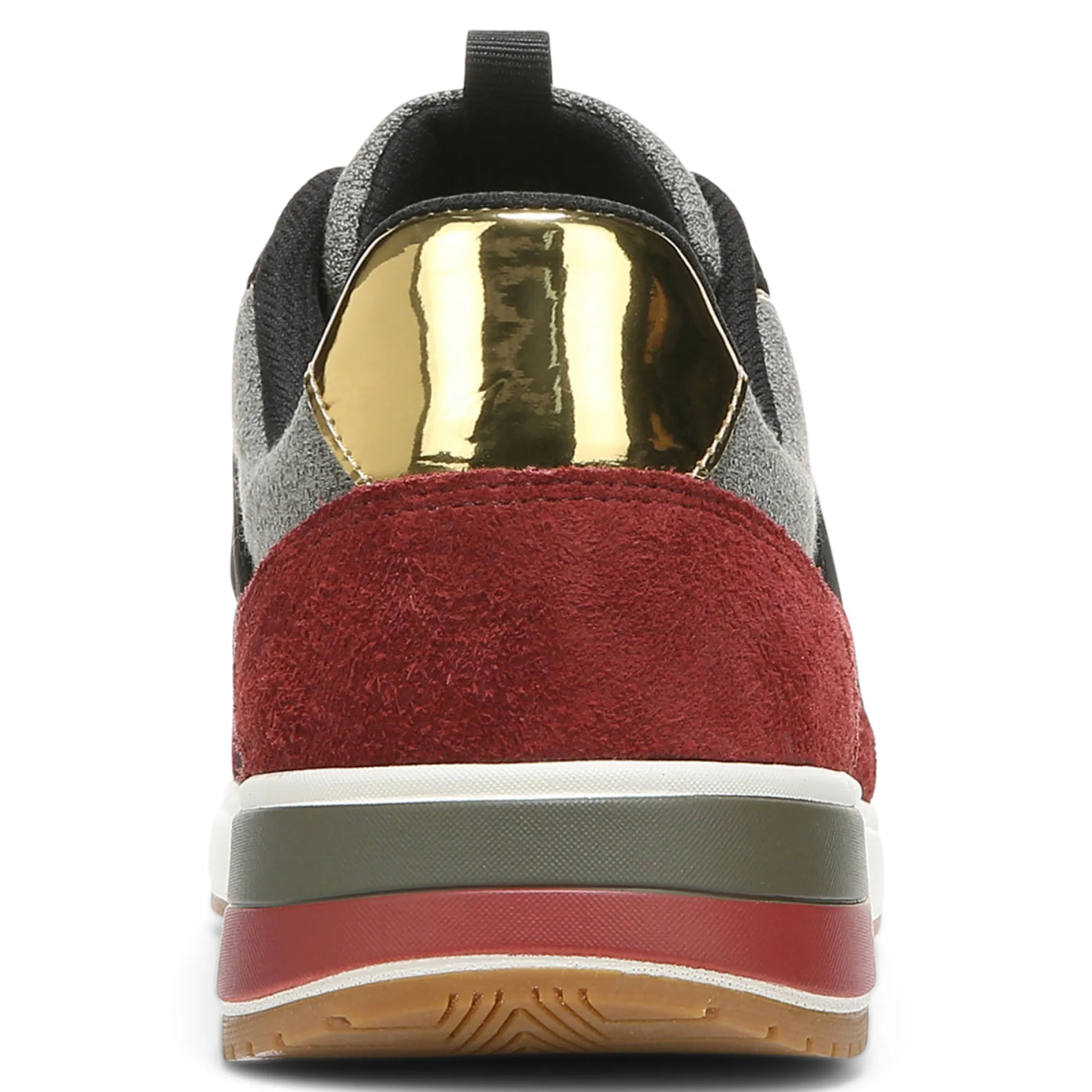 Nova Sneaker